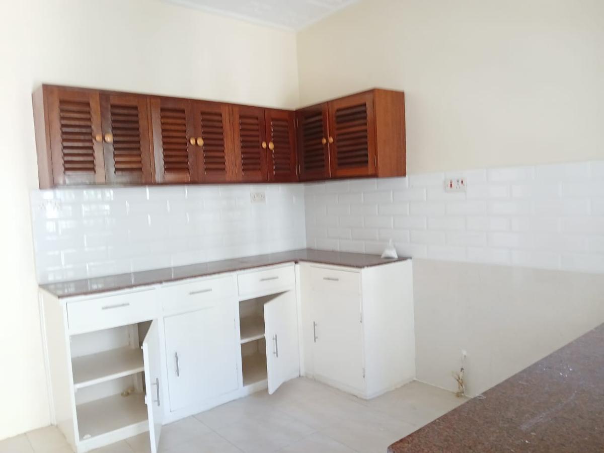 5 Bed House with En Suite in Kizingo - 5