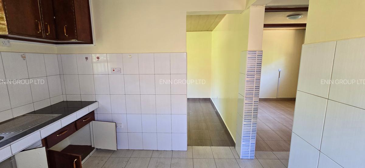 1 Bed House with Garden at Jacaranda Avenue - 3