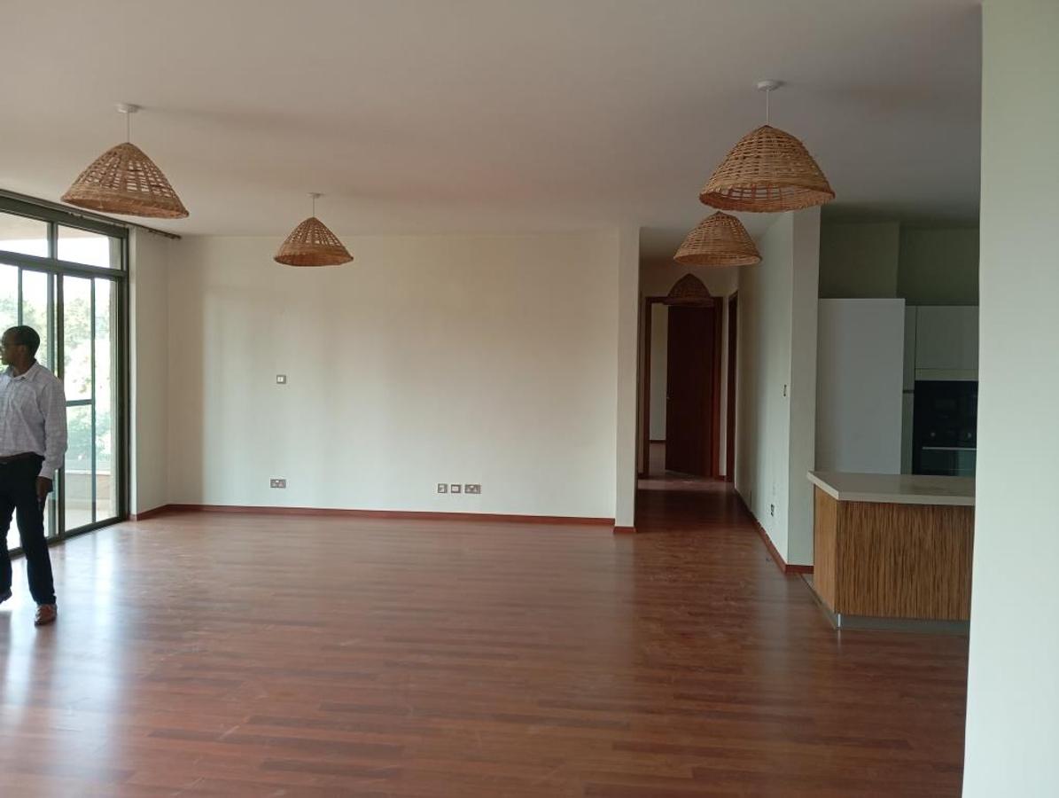 3 Bed Apartment with En Suite at Parklands Near Regal Plaza - 4