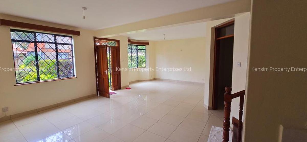 4 Bed Townhouse with En Suite in Lavington - 5