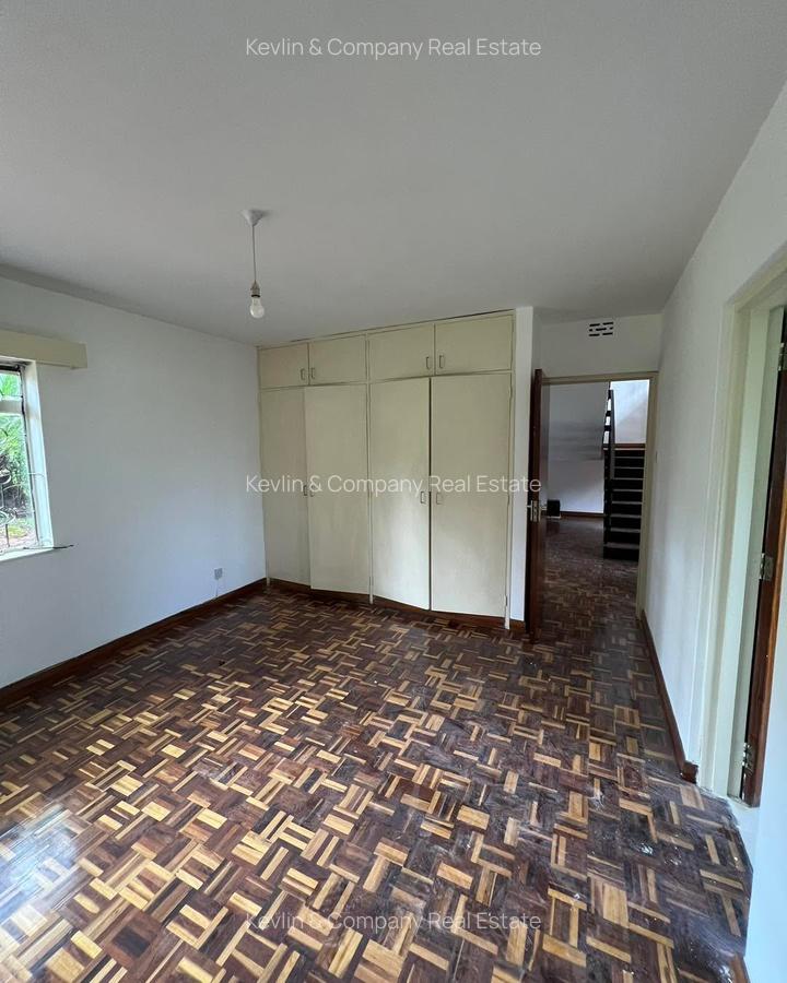 4 Bed Townhouse with En Suite in Lavington - 8