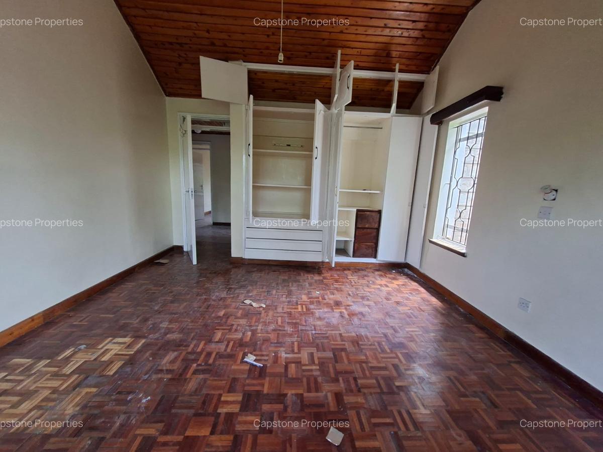 5 Bed House with En Suite in Gigiri - 19