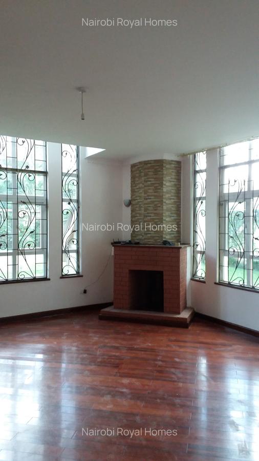 5 Bed Townhouse with En Suite at Convent Drive - 6