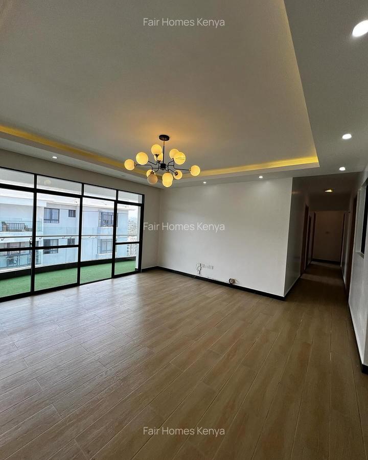 3 Bed Apartment with En Suite at Valley Arcade - 2