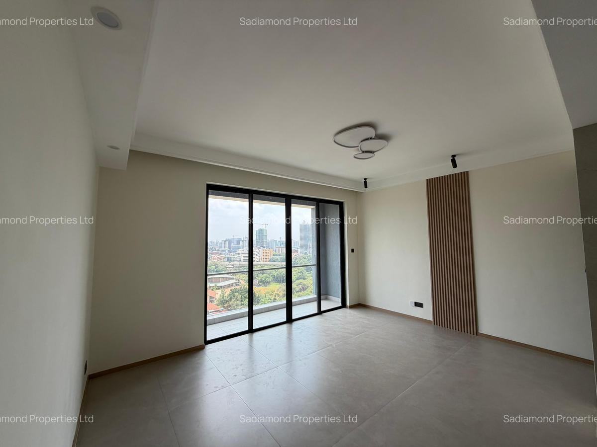 1 Bed Apartment with Swimming Pool at Riverside Drive - 3