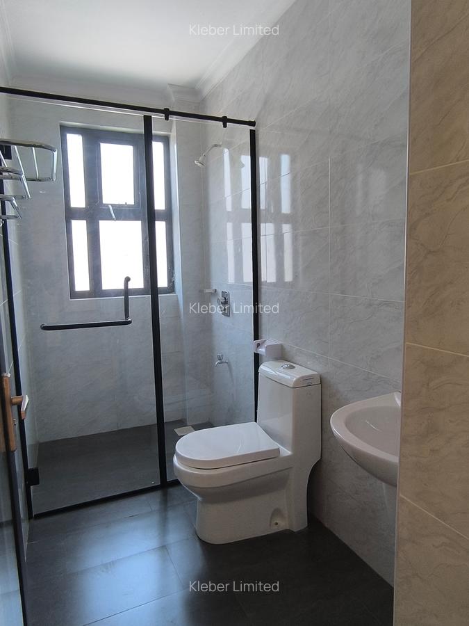 5 Bed House with En Suite in Ruiru - 19