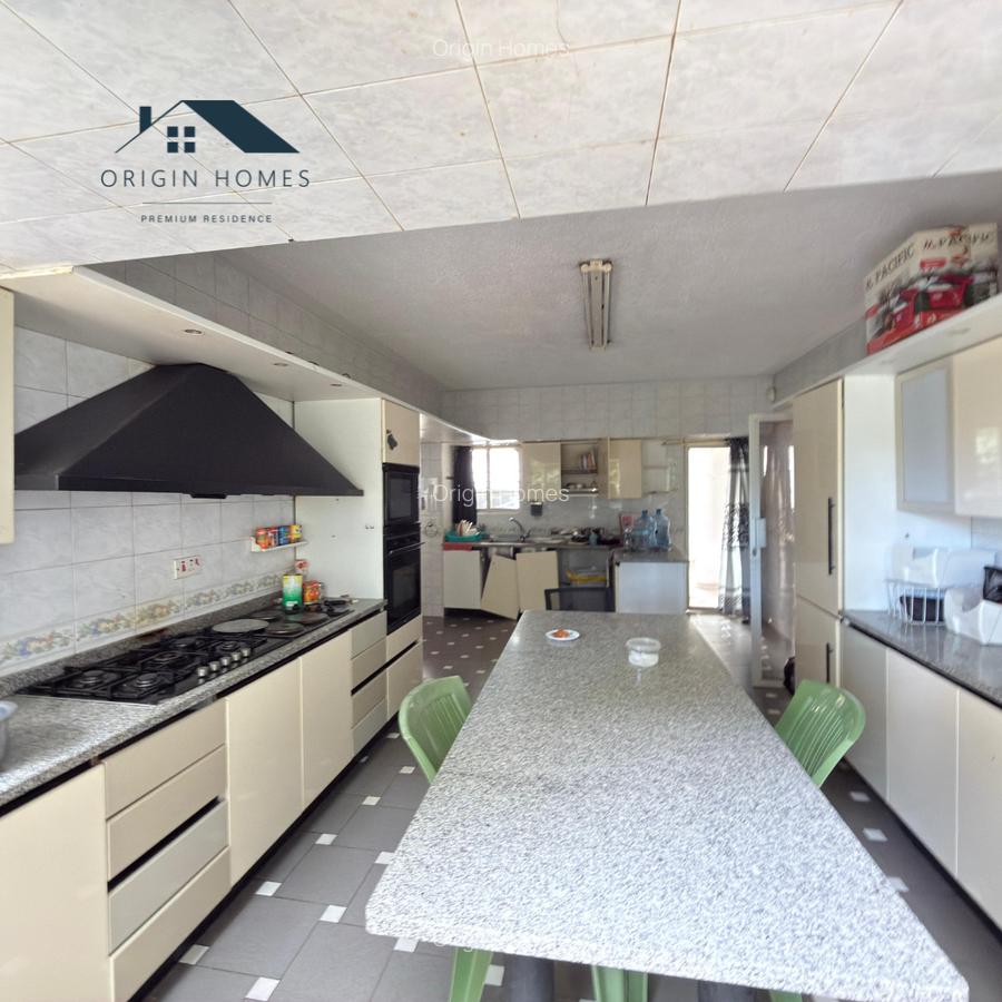 6 Bed House with En Suite at Kileleshwa - 9