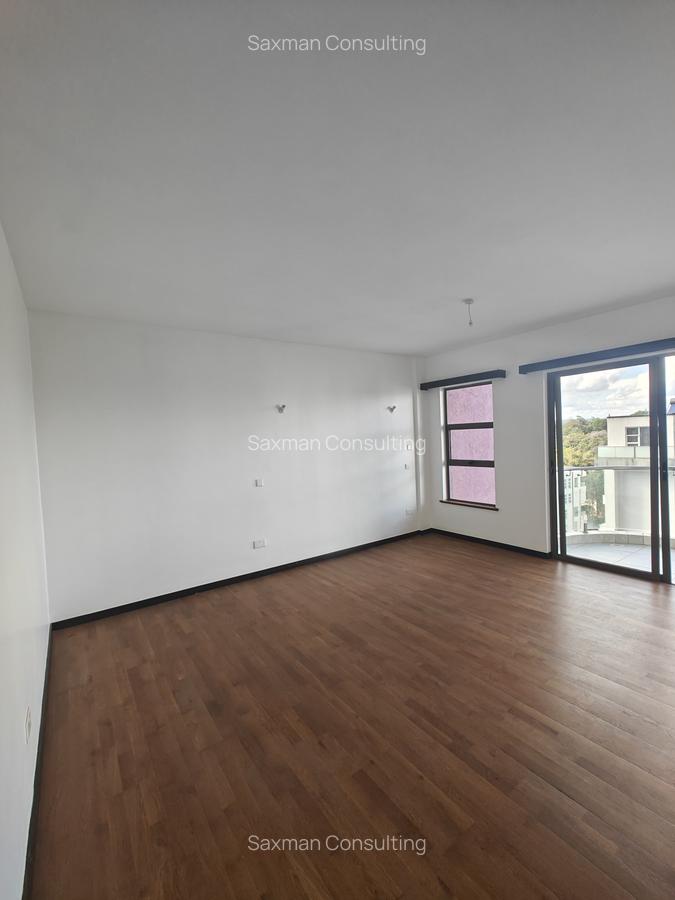 5 Bed Apartment with En Suite in General Mathenge - 17