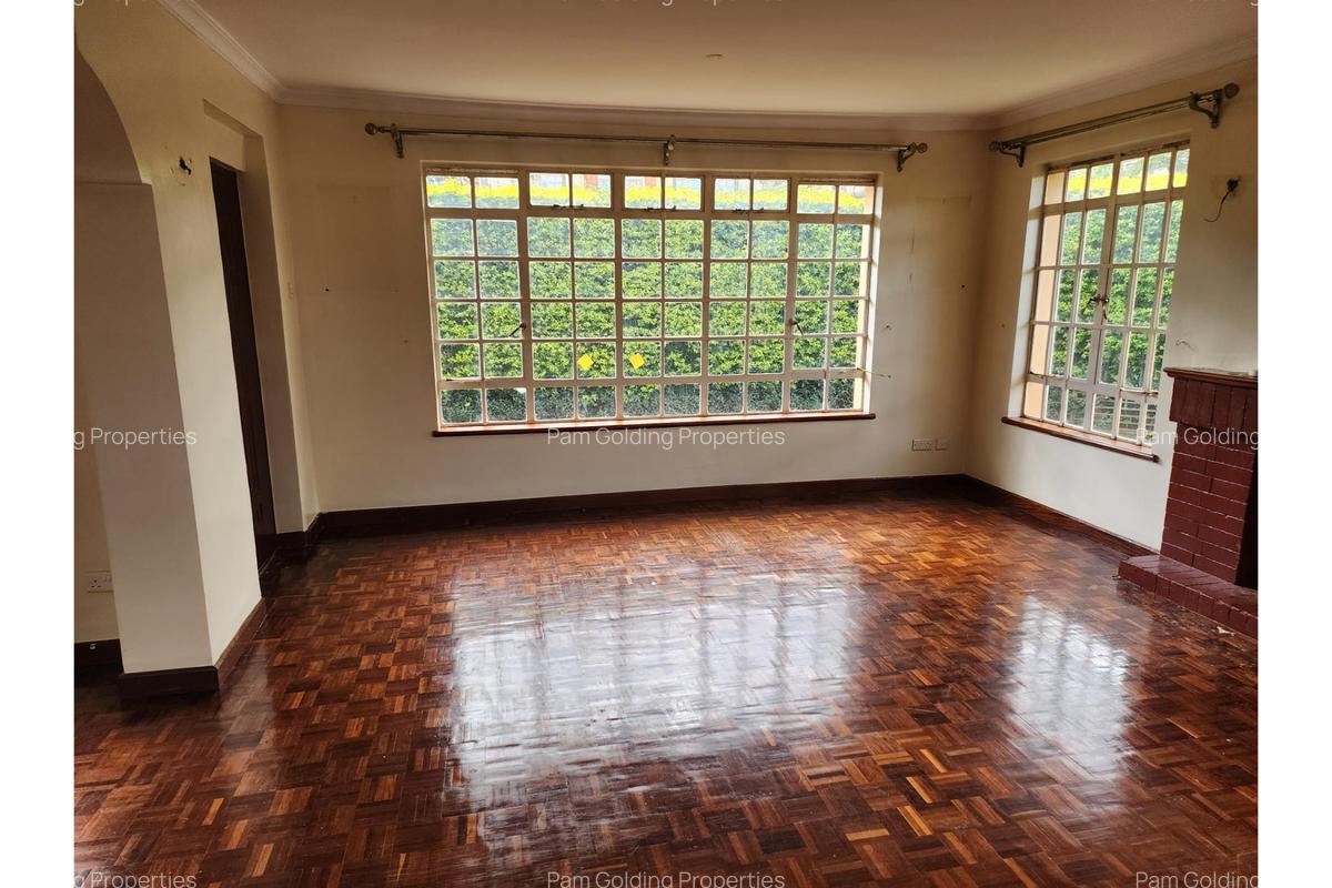 4 Bed House with En Suite at Muthanduku - 14