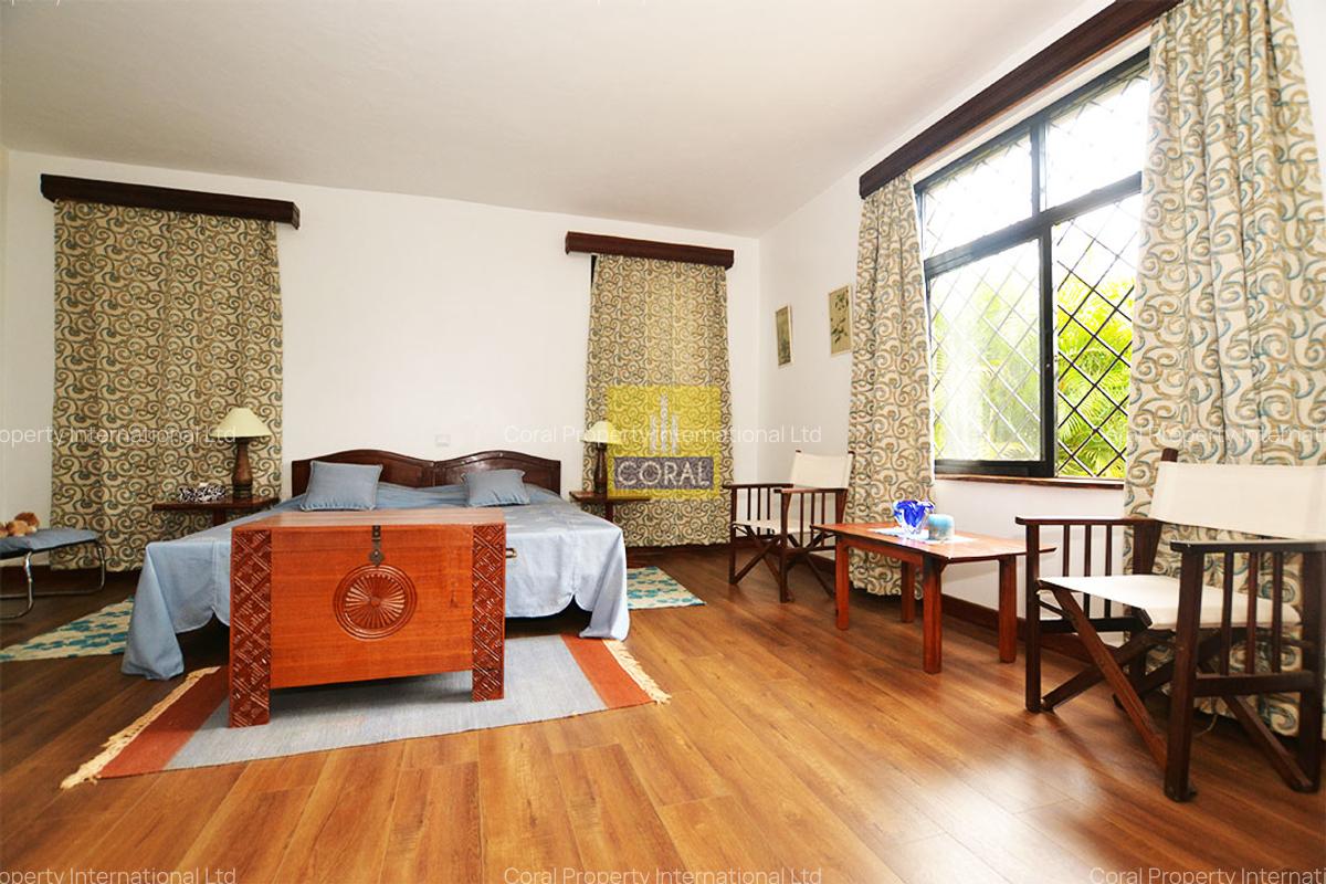 7 Bed House in Kiambu Road - 12