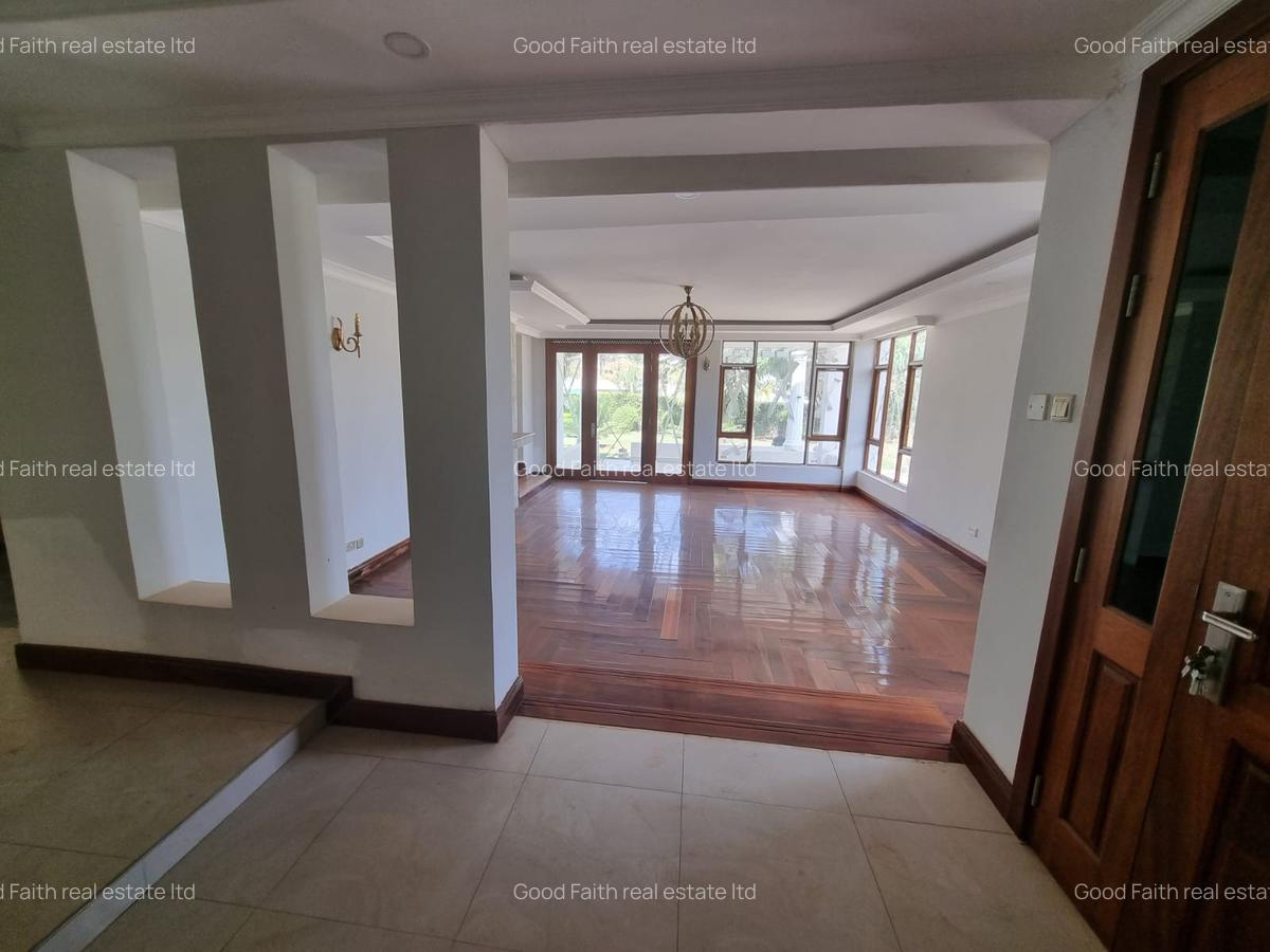 5 Bed House with En Suite in Thika Road - 6