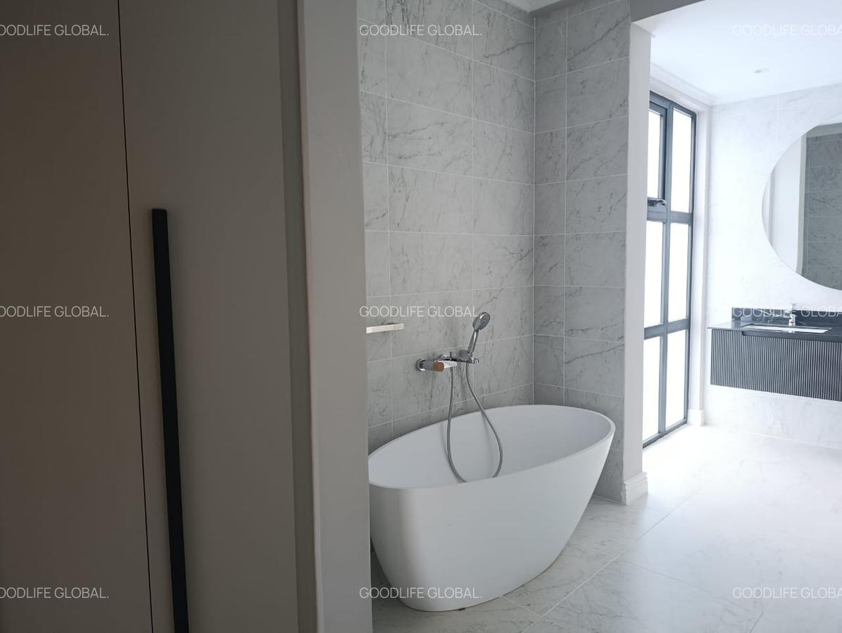 5 Bed Villa with En Suite at Runda - 16