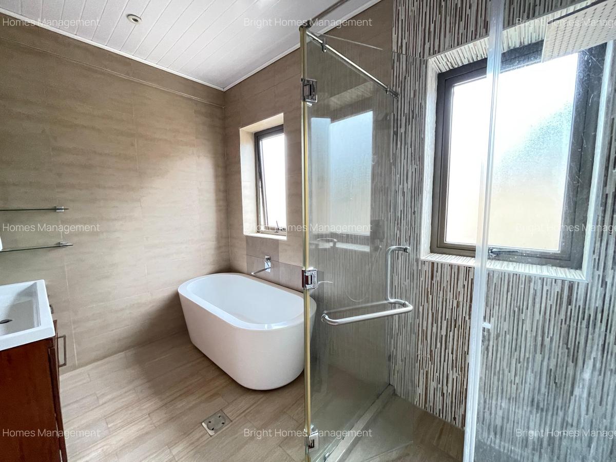 4 Bed Townhouse with En Suite in Kileleshwa - 9