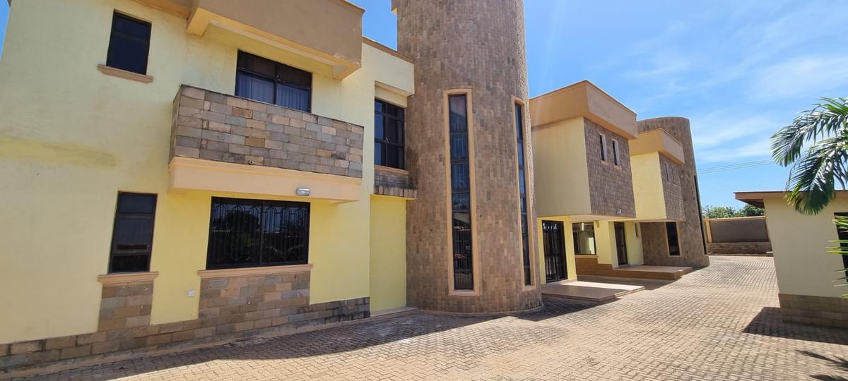 4 Bed Villa with En Suite in Mtwapa - 1