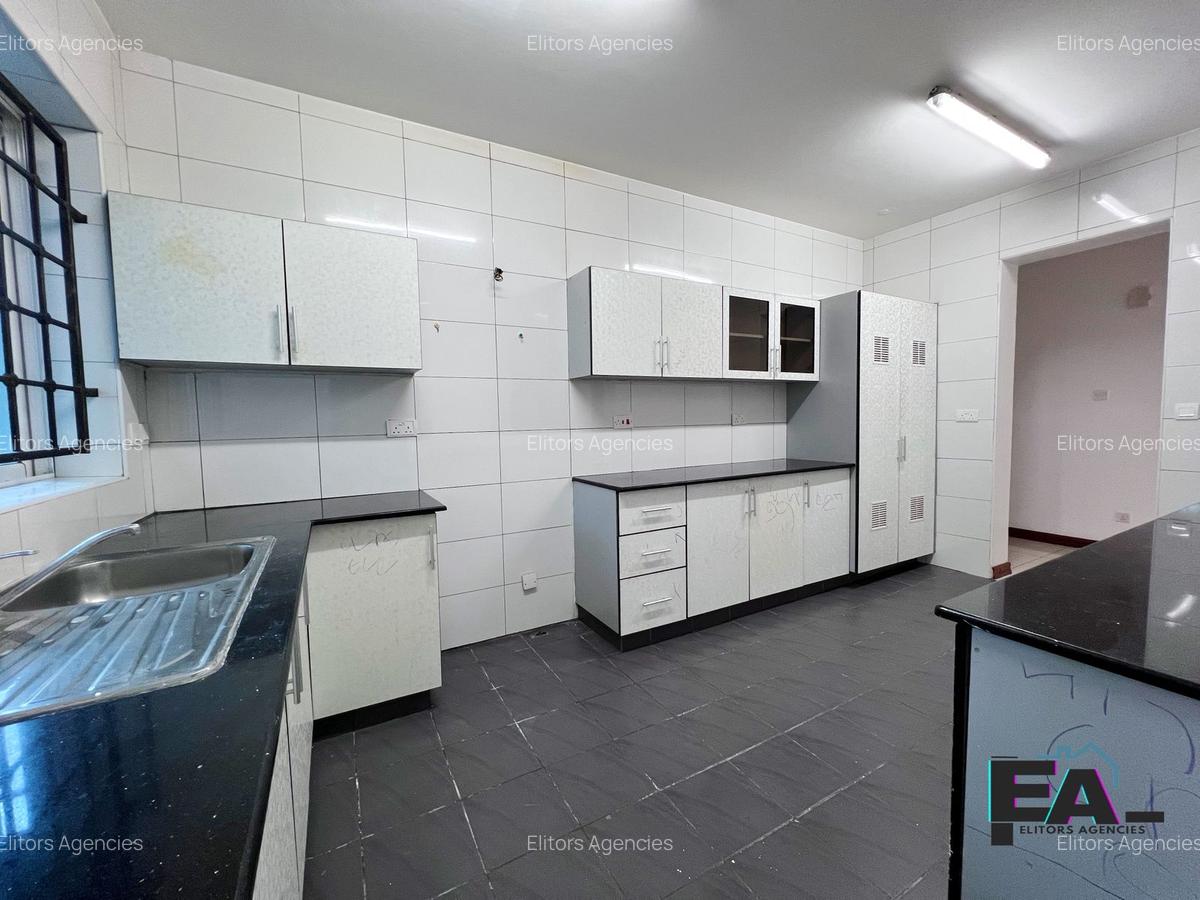 3 Bed Apartment with En Suite at Raphta Road - 6