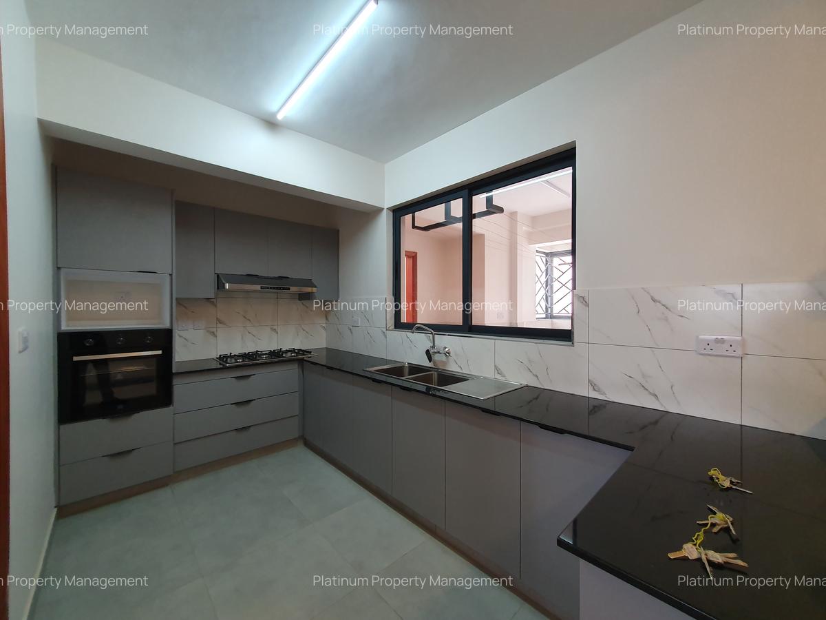 3 Bed Apartment with En Suite in Westlands Area - 5