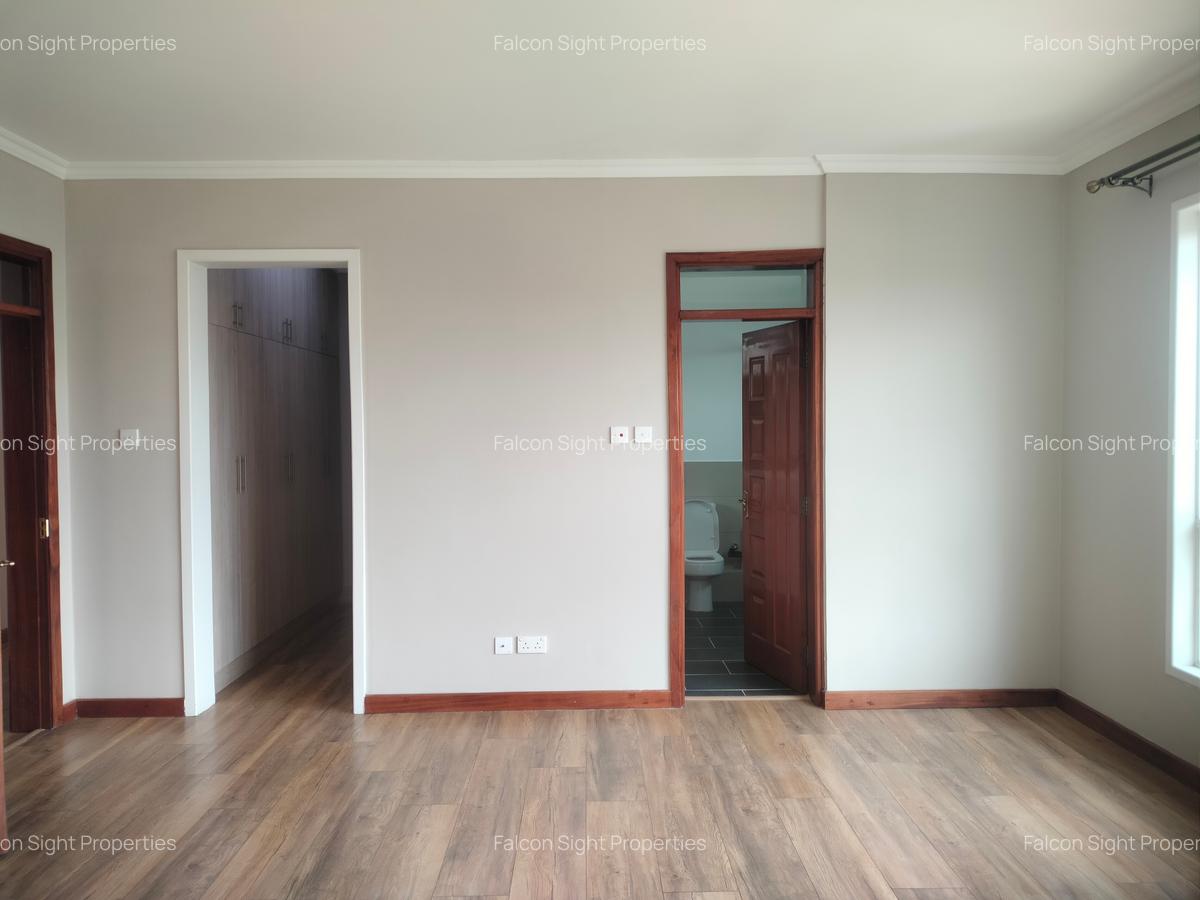 3 Bed Apartment with Staff Quarters at Riverside Drive Walking Distance To Riverside Square - 9