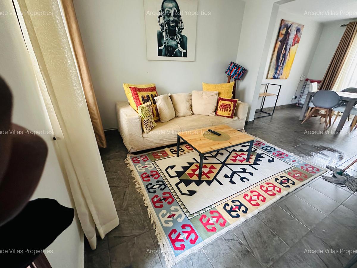 Serviced 1 Bed Apartment with En Suite in Riverside - 4