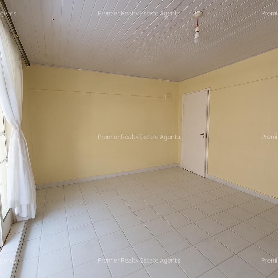 2 Bed Apartment with En Suite at Madaraka - 6