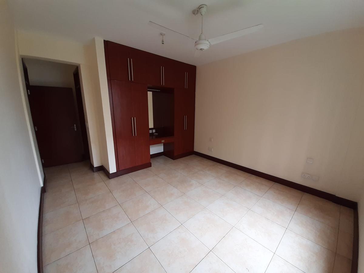 2 Bed Apartment with En Suite in Nyali Area - 20