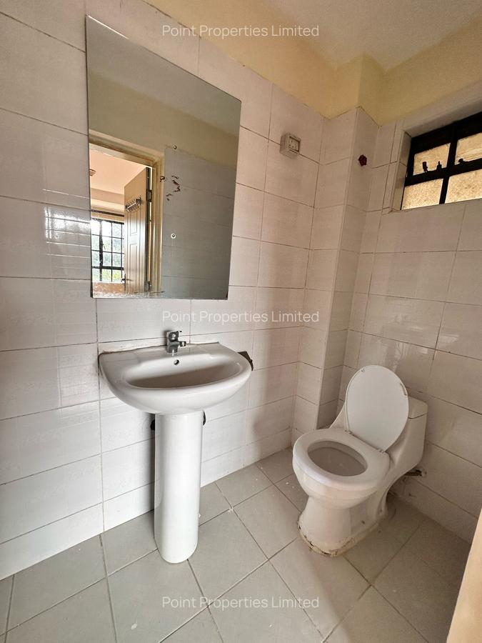 2 Bed Apartment with En Suite in Karen - 5