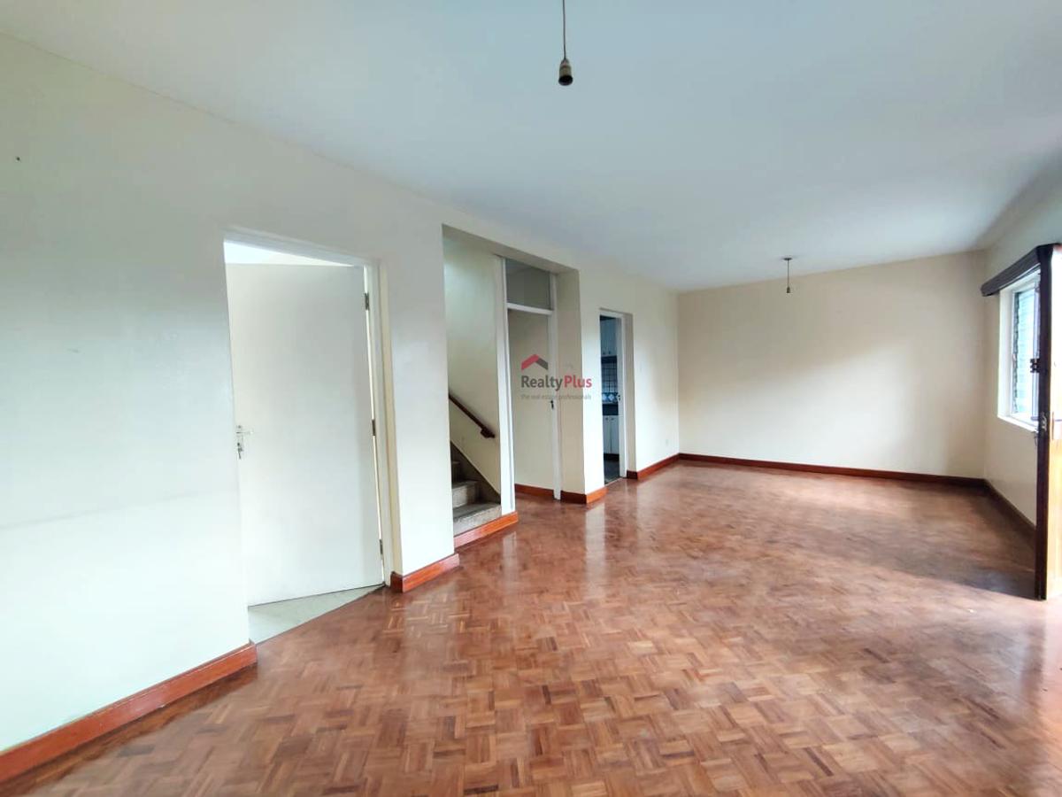 3 Bed Apartment with En Suite in Upper Hill - 2