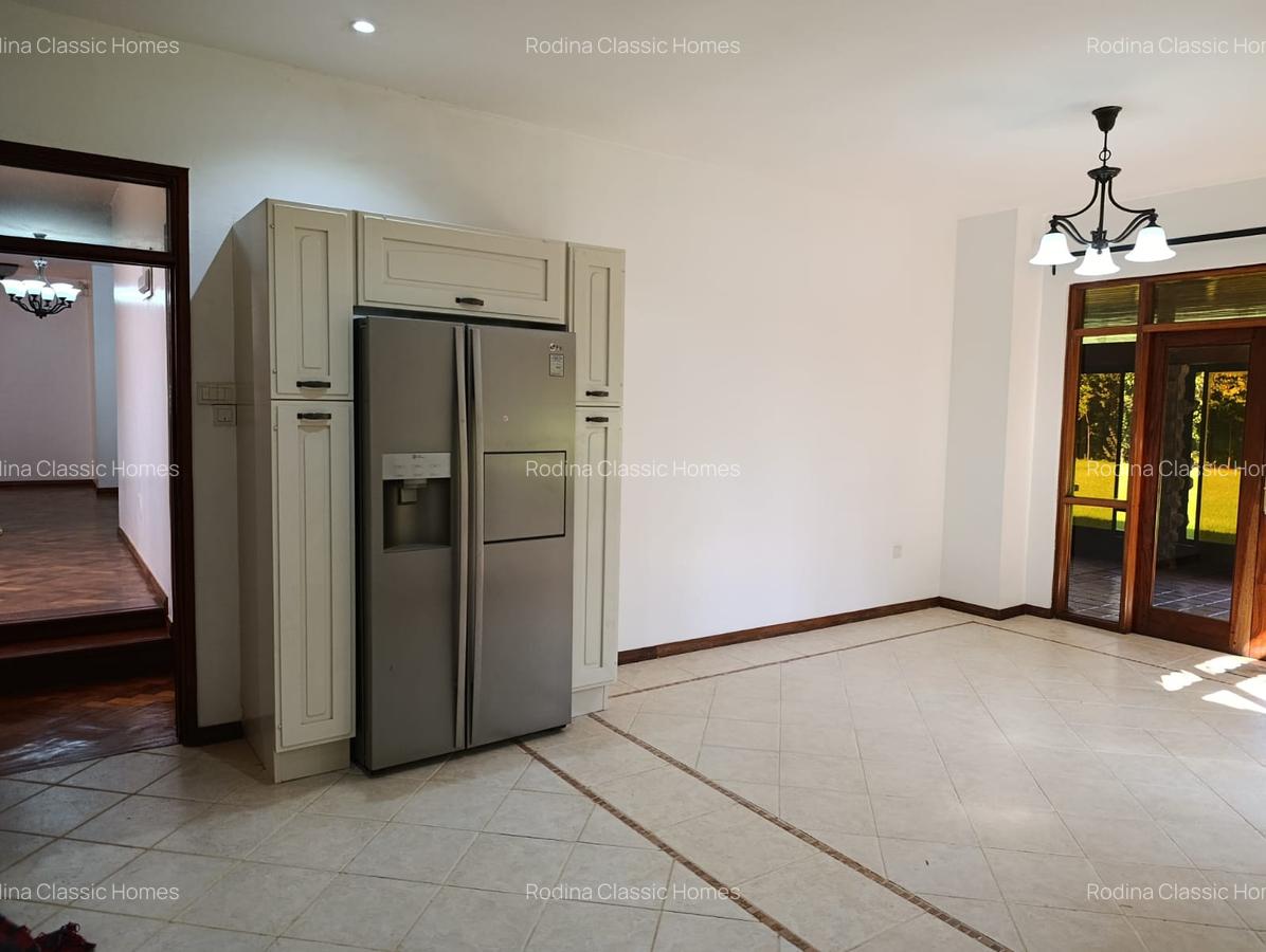 5 Bed Townhouse with En Suite in Karen - 12