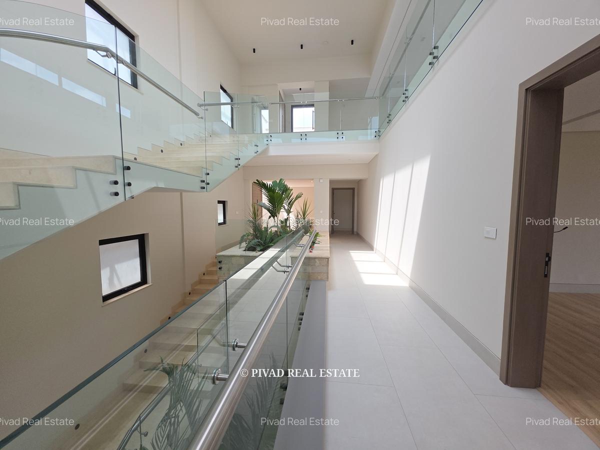 5 Bed Townhouse with Staff Quarters in Westlands Area - 14