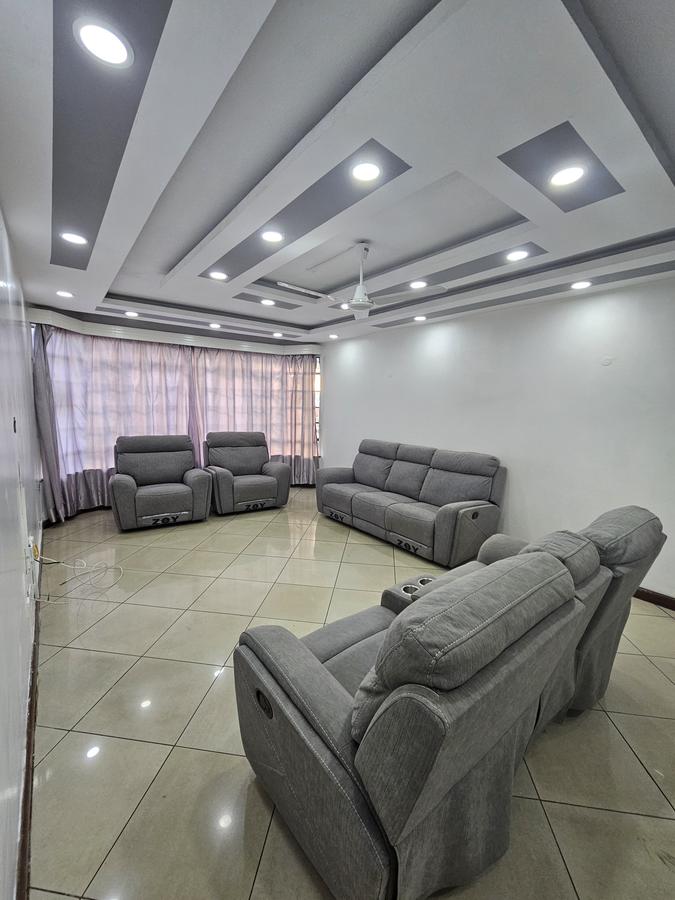 3 Bed Apartment with En Suite at Parklands Estate - 8