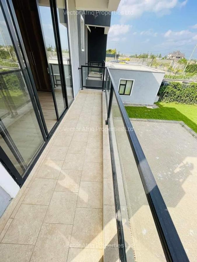 4 Bed Townhouse with En Suite at Chuna - 6