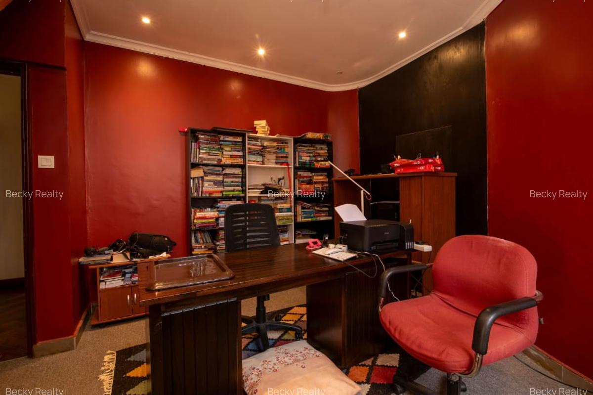 4 Bed House with En Suite at Bogani - 2