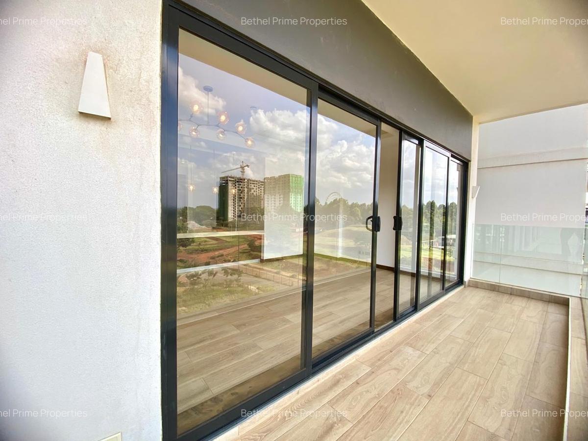 1 Bed Apartment with Swimming Pool in Rosslyn - 13