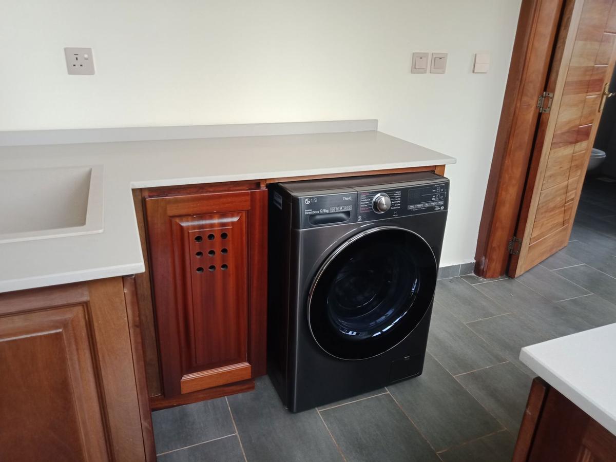 3 Bed House with En Suite in Kiambu Road - 9