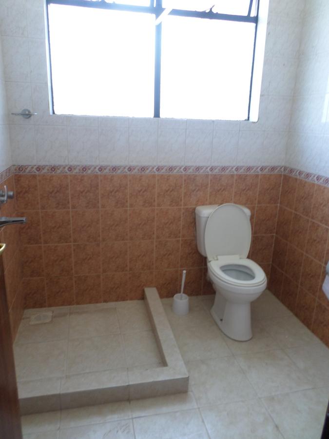 3 Bed Apartment with En Suite at Kilimani - 4