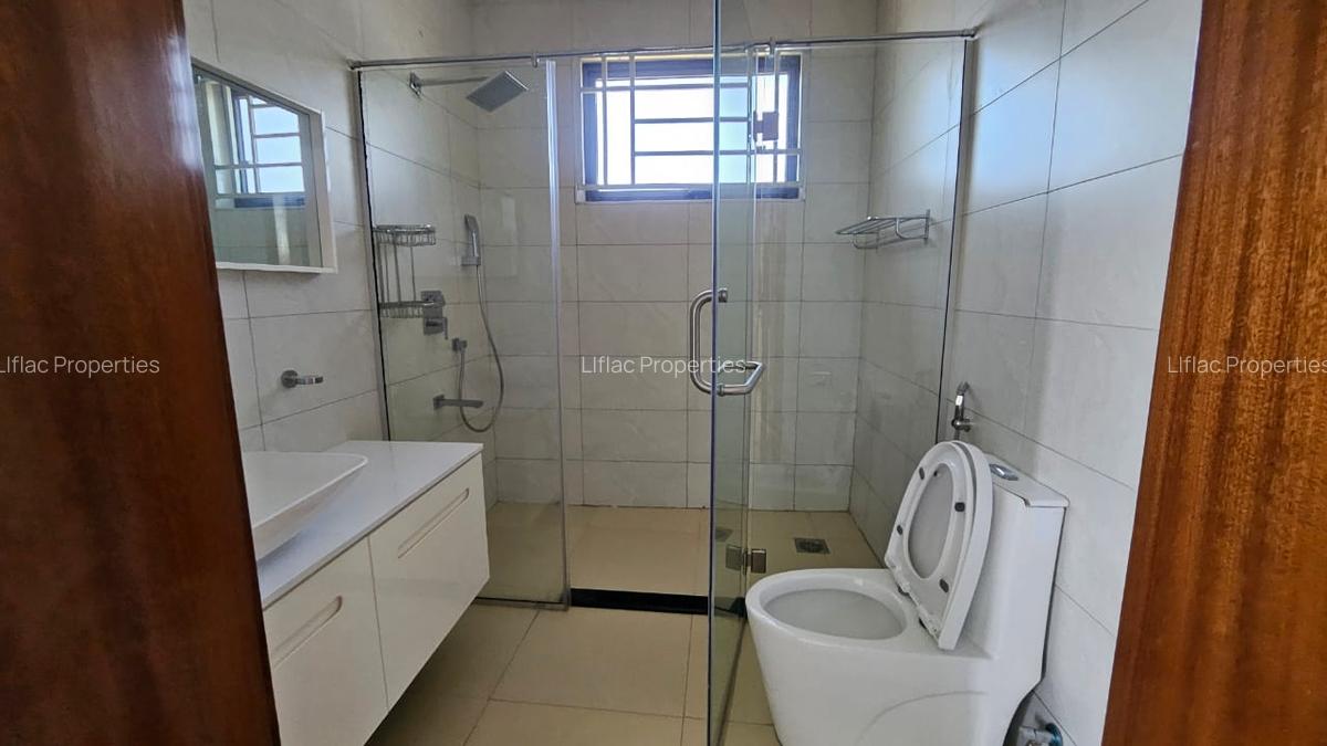 4 Bed Townhouse with En Suite in Kiambu Road - 11