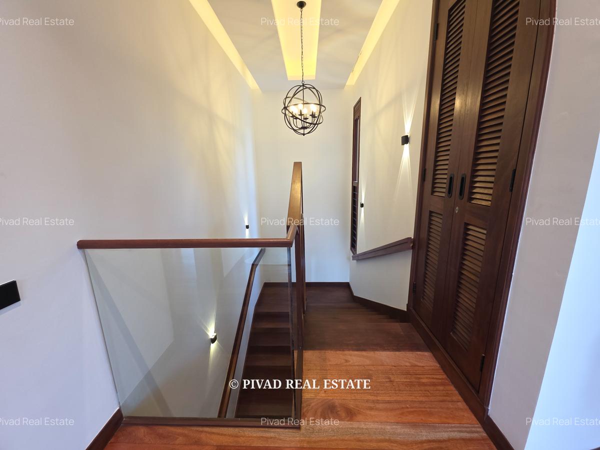 4 Bed House with Garden in Runda - 6