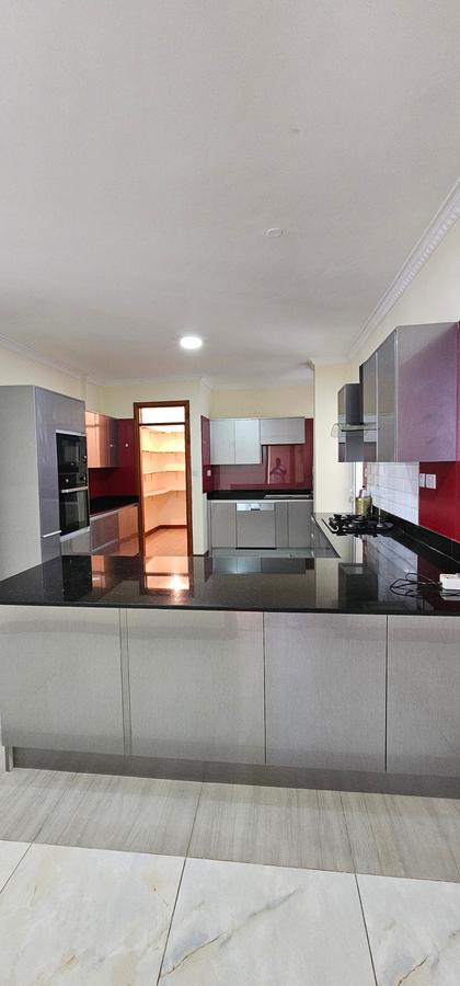 4 Bed Apartment with En Suite at General Mathenge - 11