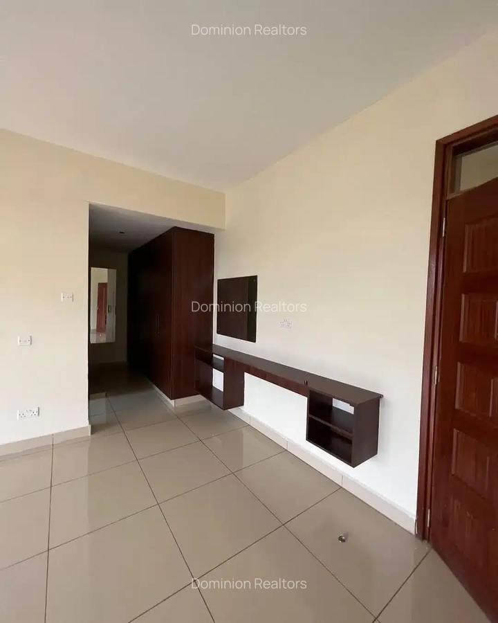 3 Bed Apartment with En Suite at Raphta Road - 8