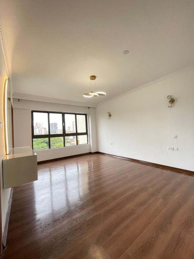 3 Bed Apartment with En Suite in Kilimani - 16