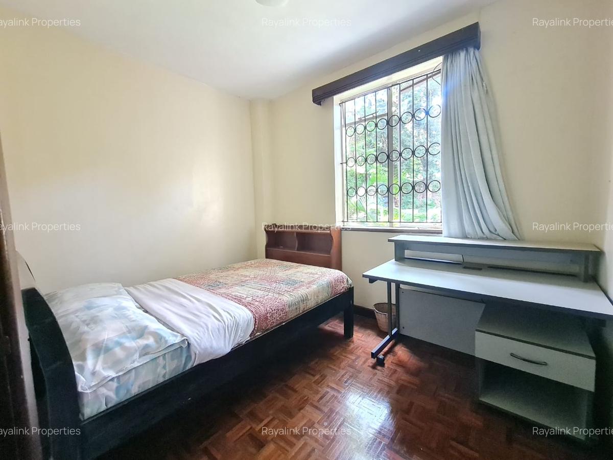 5 Bed House with En Suite at Nyari - 7