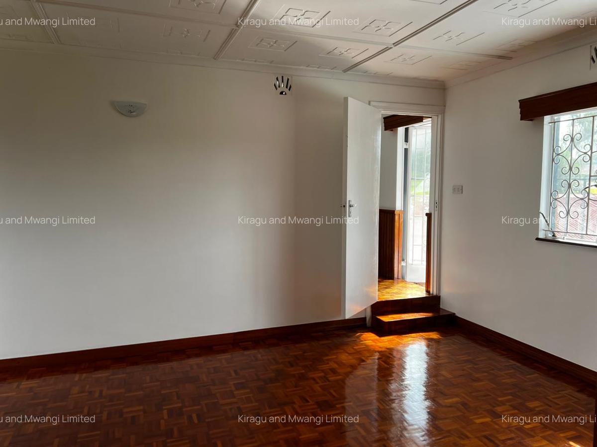 3 Bed House with Garden at Cianda - 4