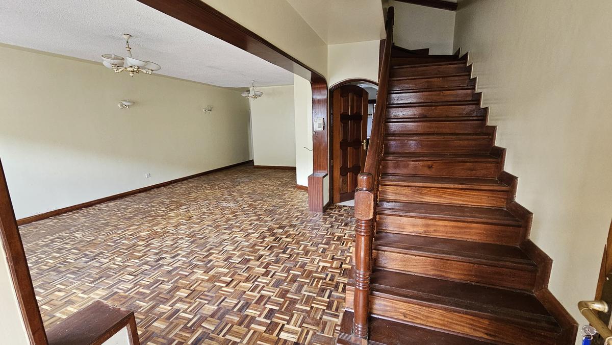 4 Bed Townhouse with En Suite in Kileleshwa - 2