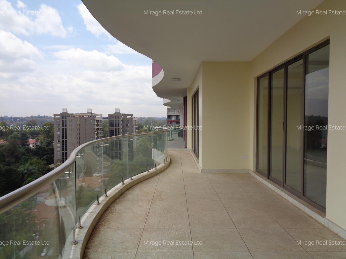 4 Bed Villa with En Suite in Westlands Area - 5