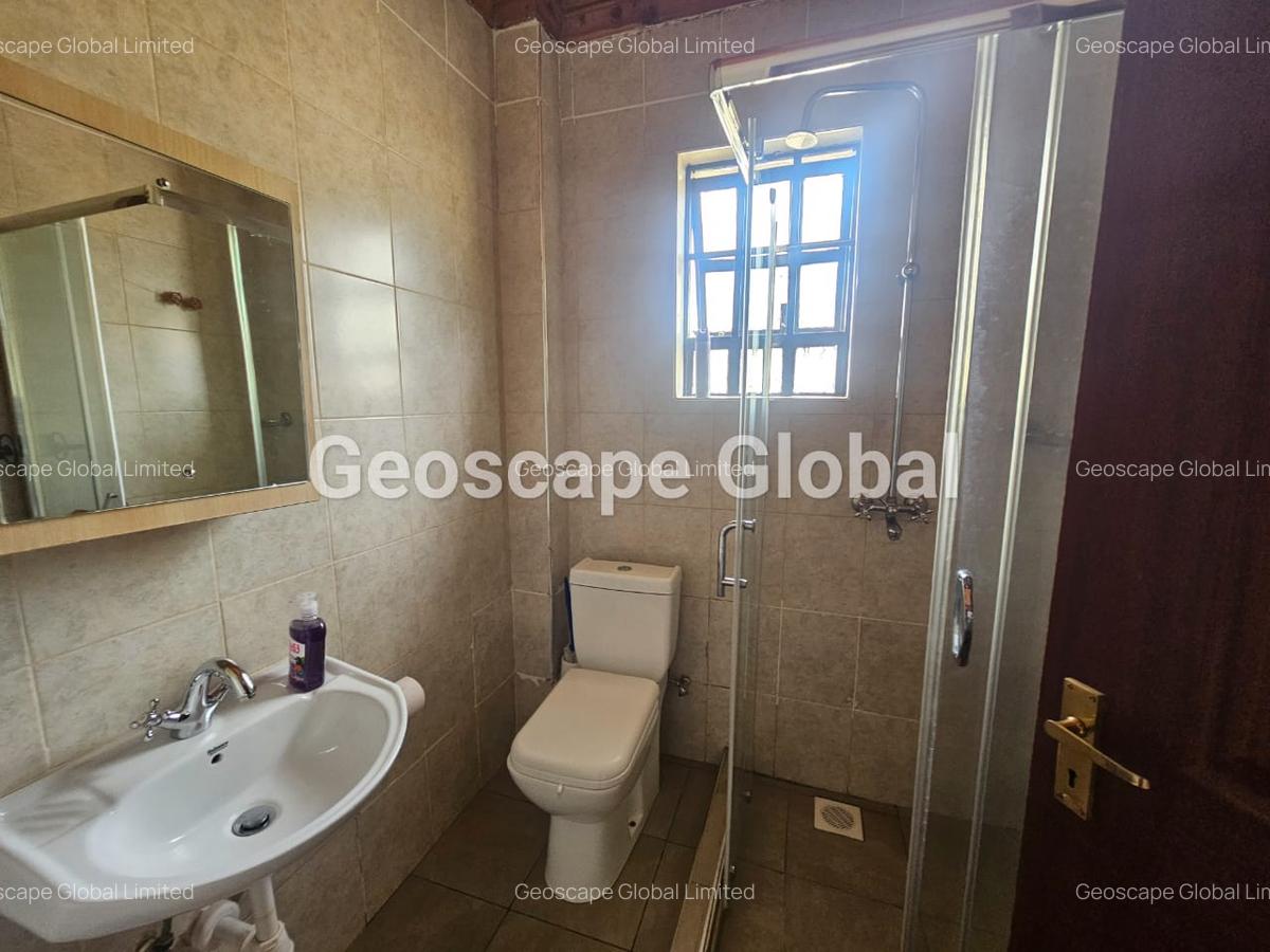 5 Bed House with En Suite in Runda - 5