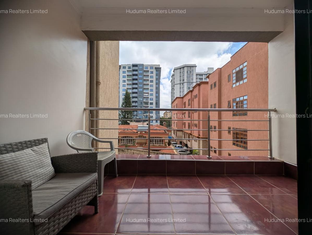 3 Bed Apartment with En Suite at Thompson Estate - 7