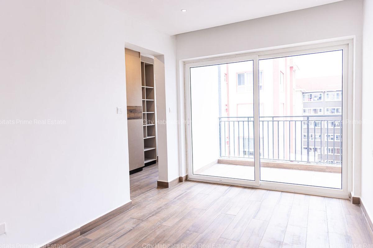 2 Bed Apartment with En Suite in General Mathenge - 13