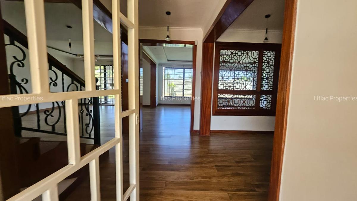 4 Bed Townhouse with En Suite in Kiambu Road - 16