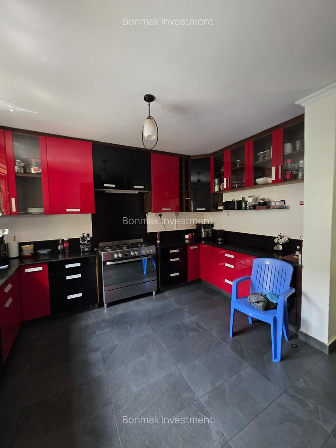 4 Bed Townhouse with En Suite at Lavington Green. - 18