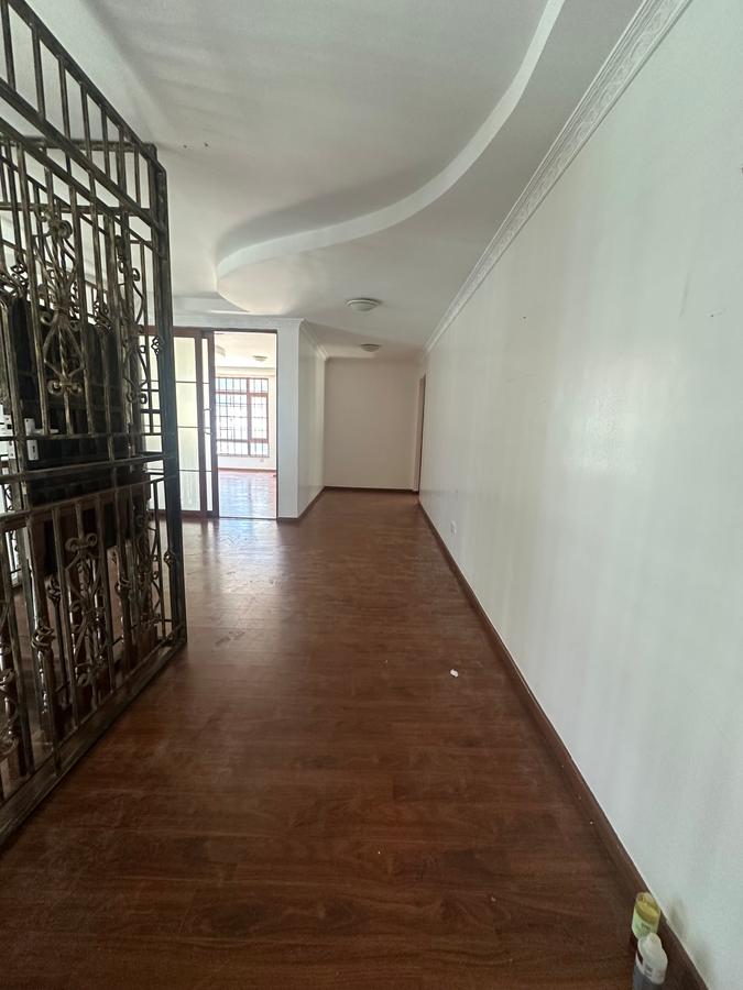 5 Bed Townhouse with En Suite in Runda - 13