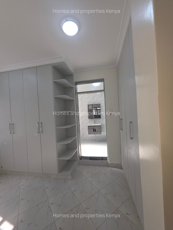 5 Bed Townhouse with En Suite at Mugutha - 17